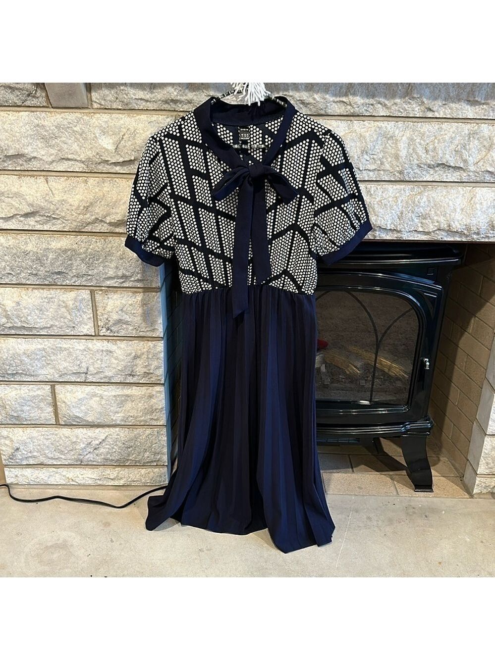SHEIN pleated skirt puff sleeve dress with bow tie detail size medium navy